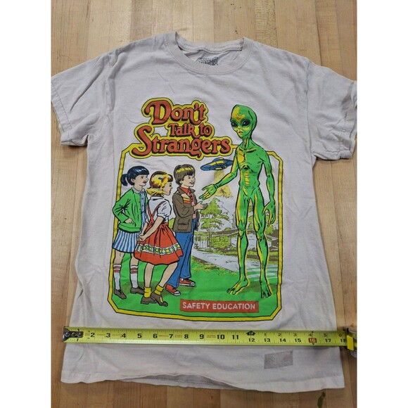 Steven Rhodes Alien T-Shirt Don’t Talk to Strangers Safety Education Size Small - Picture 2 of 4